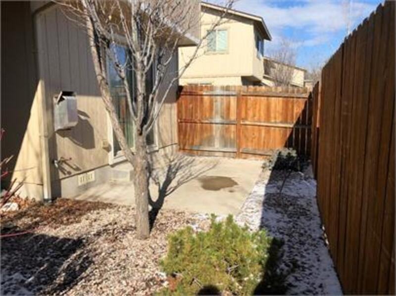 2250 Sw 21st St #02 - Photo 2 of 25