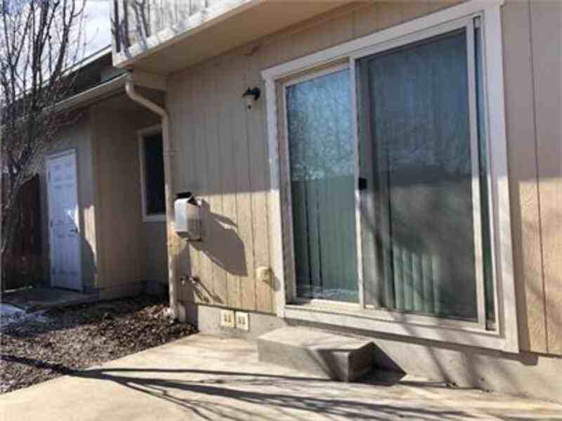 2250 Sw 21st St #02 - Photo 4 of 25