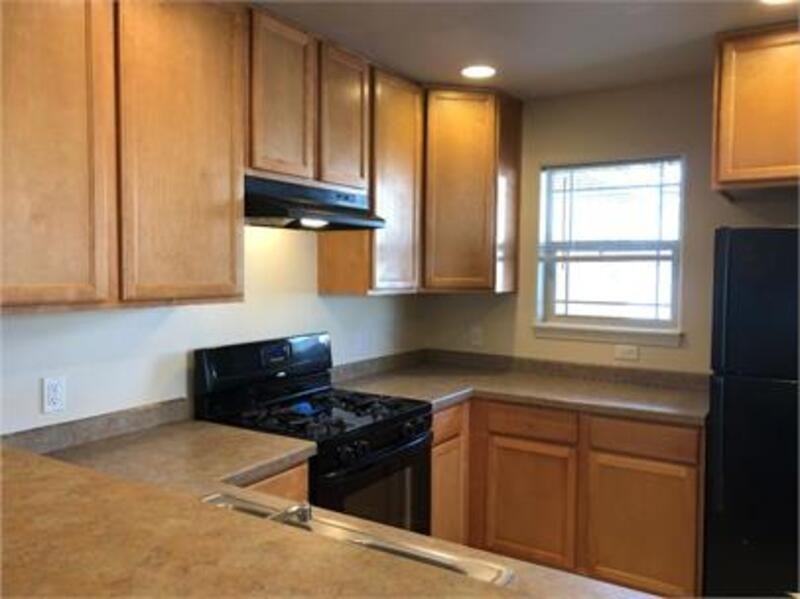 2250 Sw 21st St #02 - Photo 6 of 25