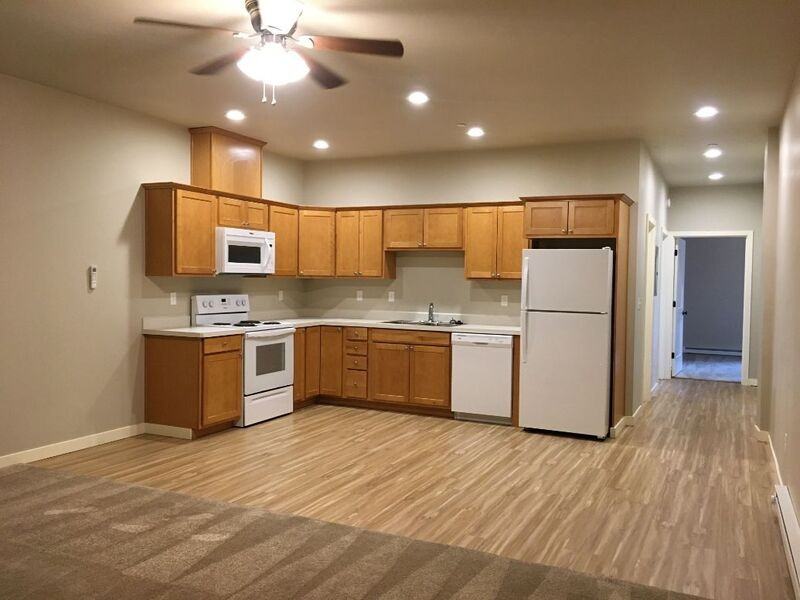 502 Southwest Evergreen Avenue #102 - Photo 2 of 16