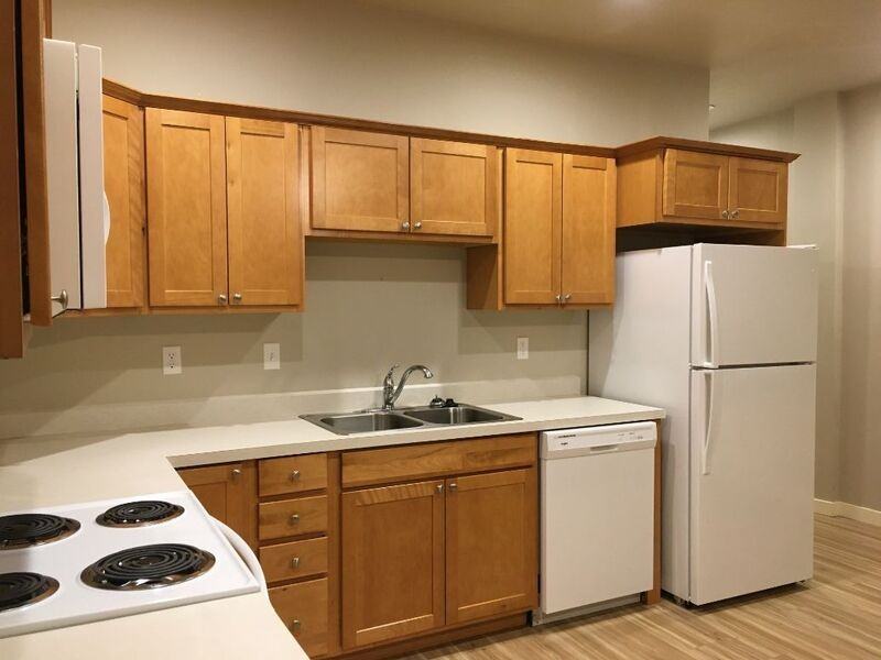 502 Southwest Evergreen Avenue #102 - Photo 4 of 16