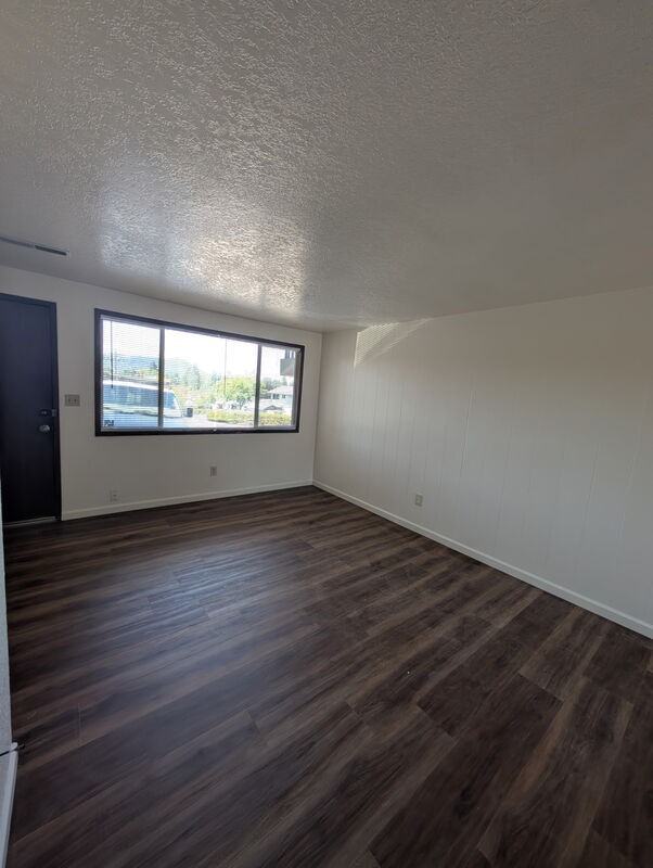 2953 West Lorraine Avenue - Photo 7 of 14