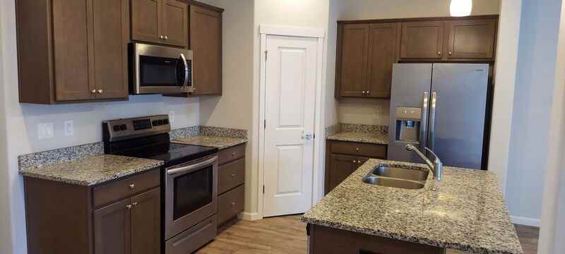 5909 Ne 57th Ave - Photo 2 of 12