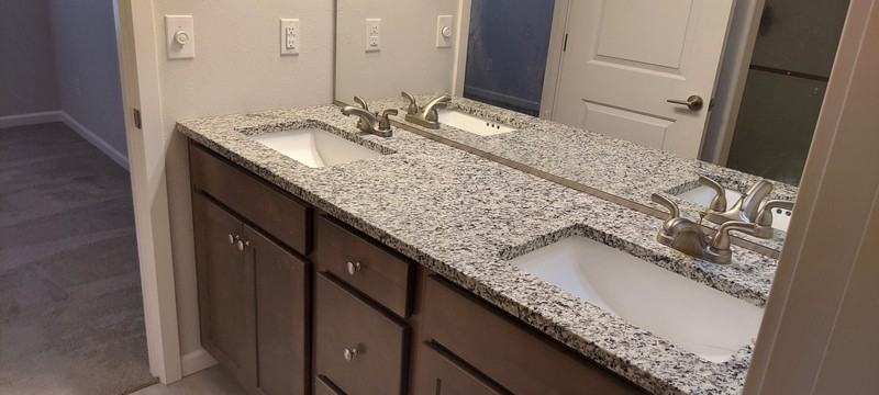 5909 Ne 57th Ave - Photo 7 of 12