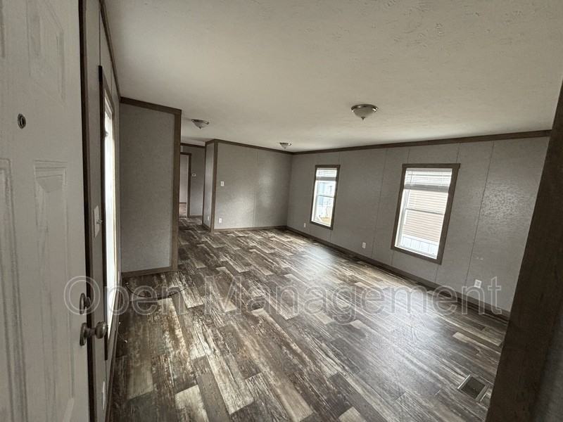 356 Bayhead Drive - Photo 6 of 10