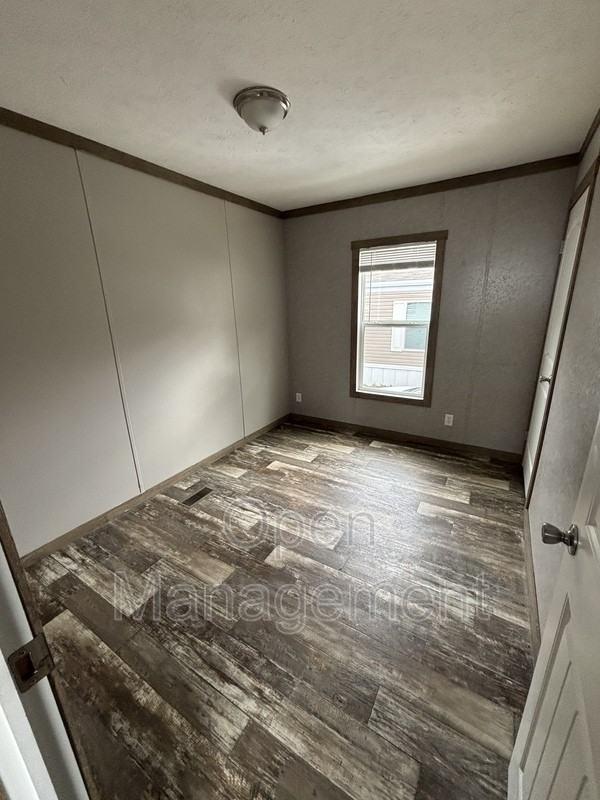 356 Bayhead Drive - Photo 7 of 10