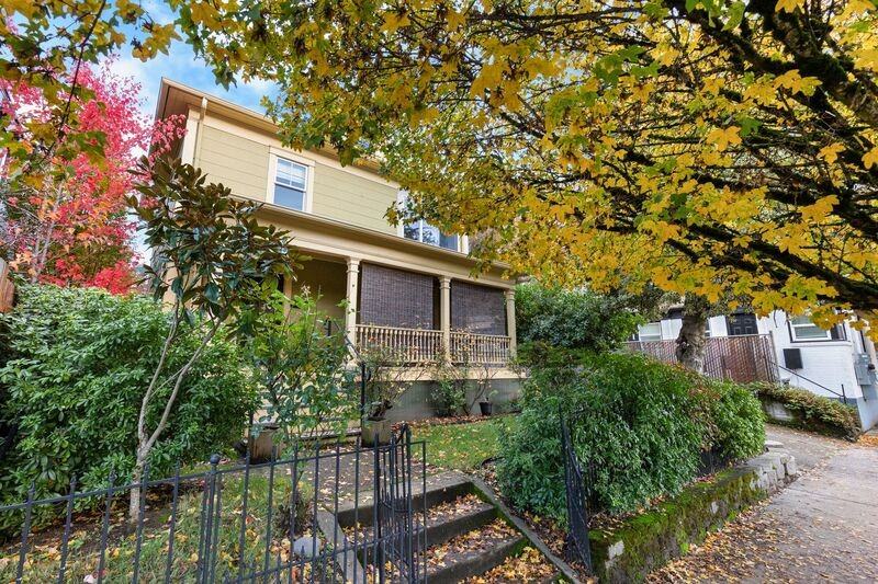 5726 N Interstate Ave - Photo 2 of 20