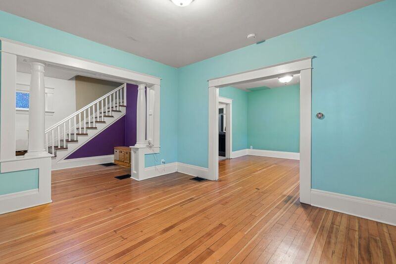 5726 N Interstate Ave - Photo 5 of 20