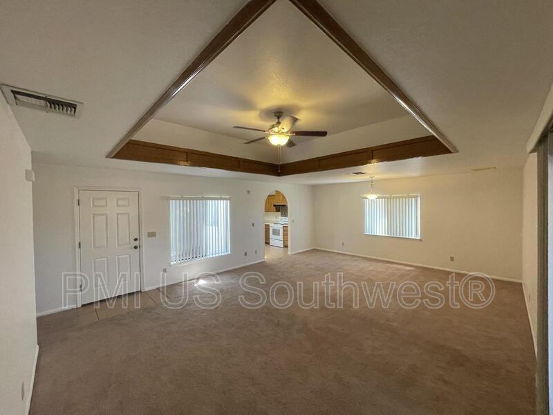 3371 Sharon Ln - Photo 7 of 44