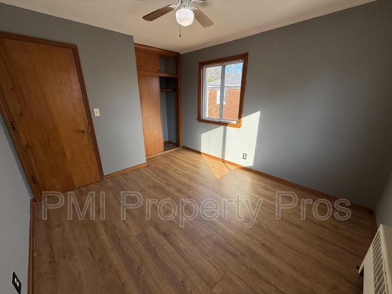 1981 West Villard Avenue #7 - Photo 3 of 14