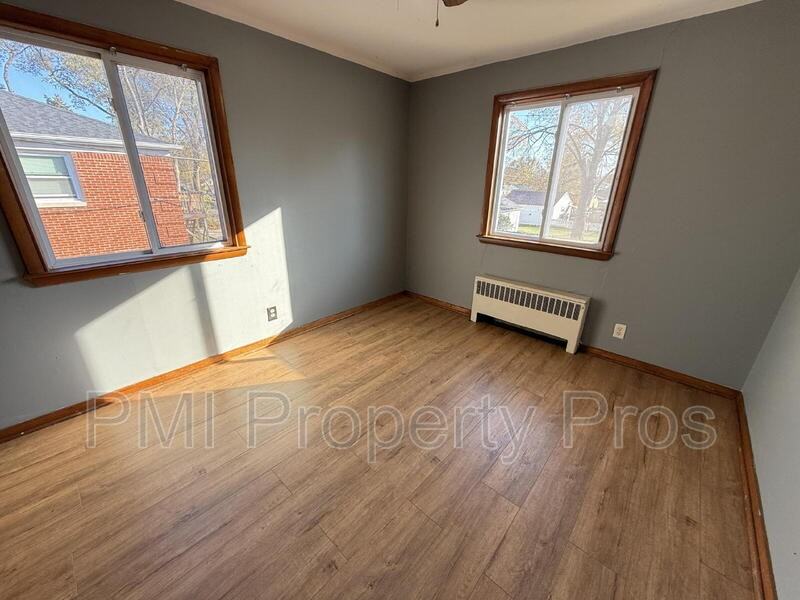 1981 West Villard Avenue #7 - Photo 4 of 14