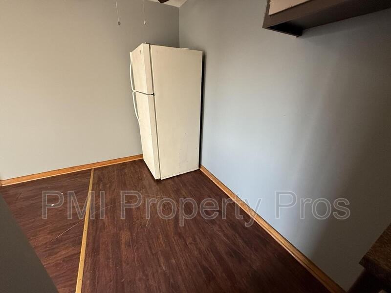 1981 West Villard Avenue #7 - Photo 5 of 14