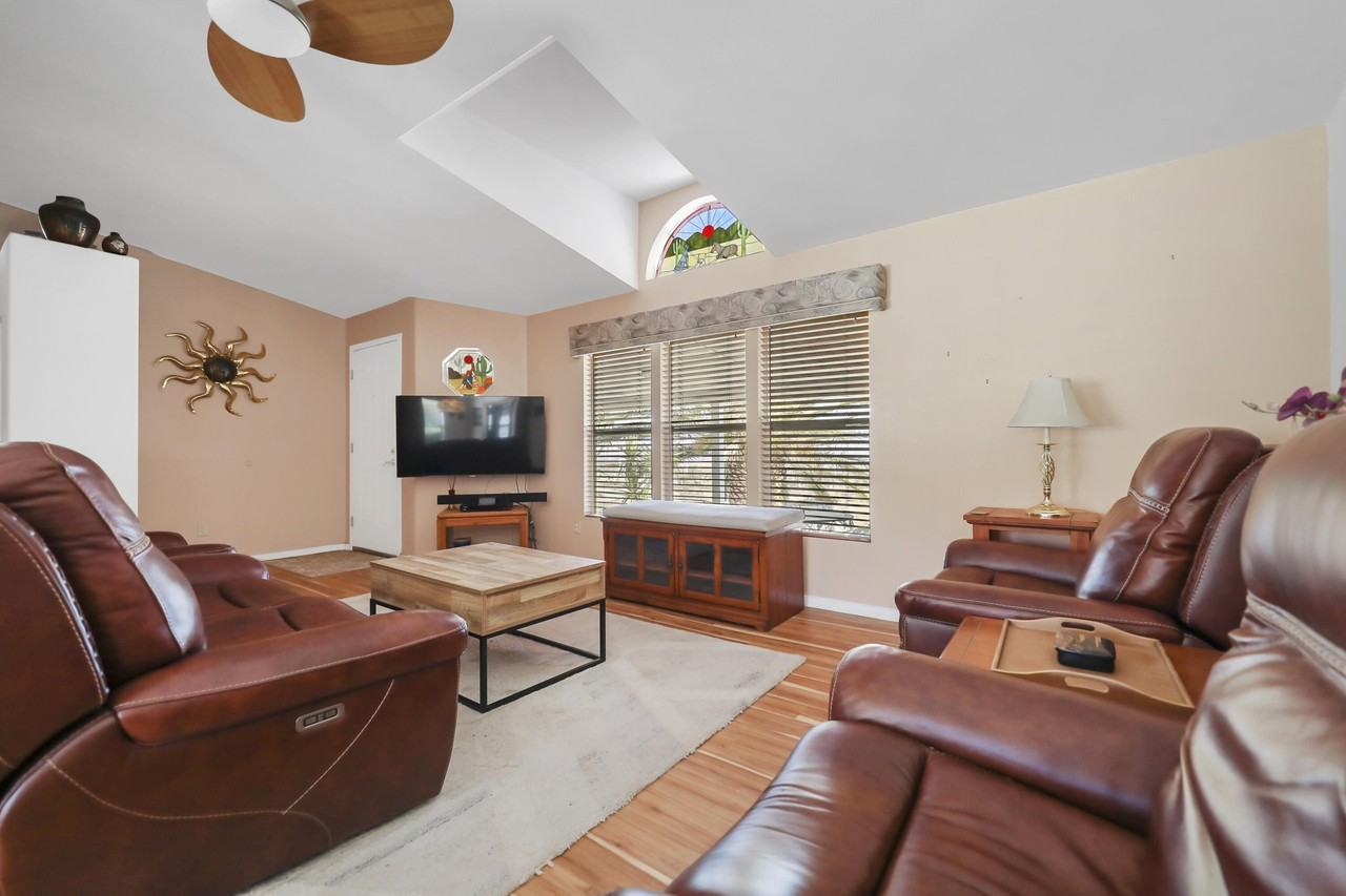 60781 Painted Hills Rd - Photo 4 of 39