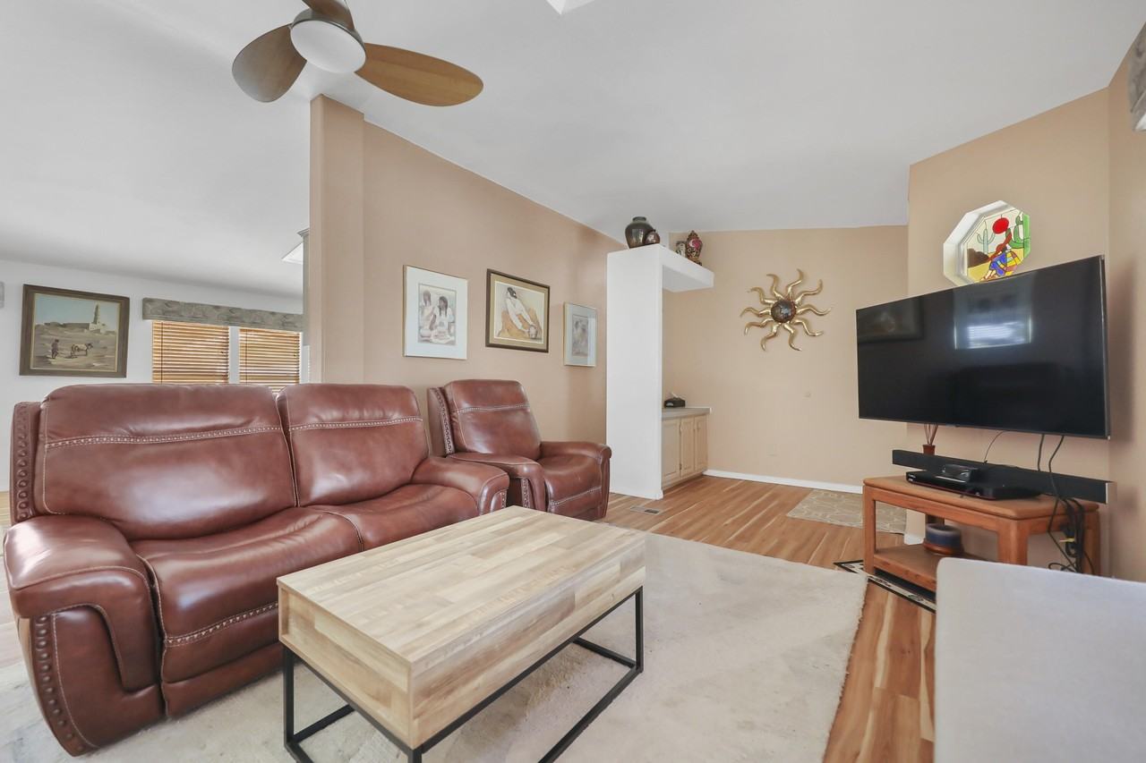 60781 Painted Hills Rd - Photo 5 of 39