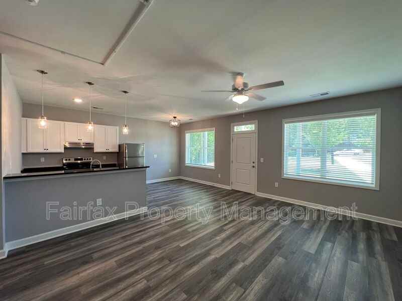 518 Boone St #105 - Photo 5 of 30