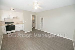 featured image of 1928 Ethan Way #21