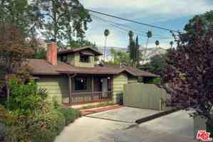 featured image of 1480 North Mentor Avenue