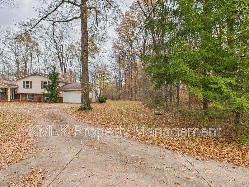 874 Pleasant Dr Nw - Photo 2 of 50