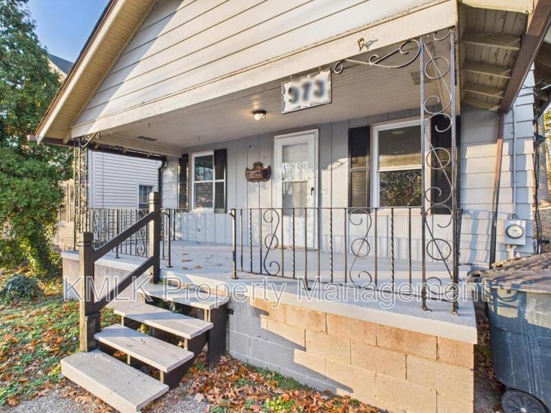 973 Harrison Ave - Photo 2 of 39