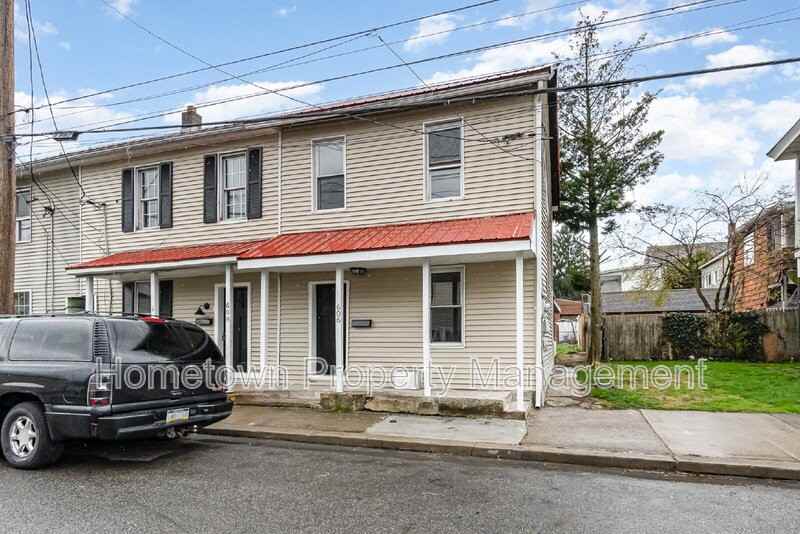 606 North St - Photo 2 of 22