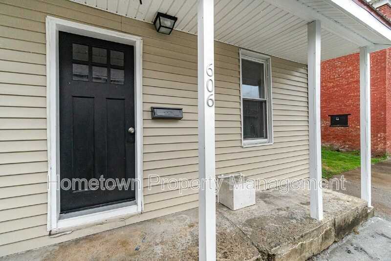 606 North St - Photo 3 of 22