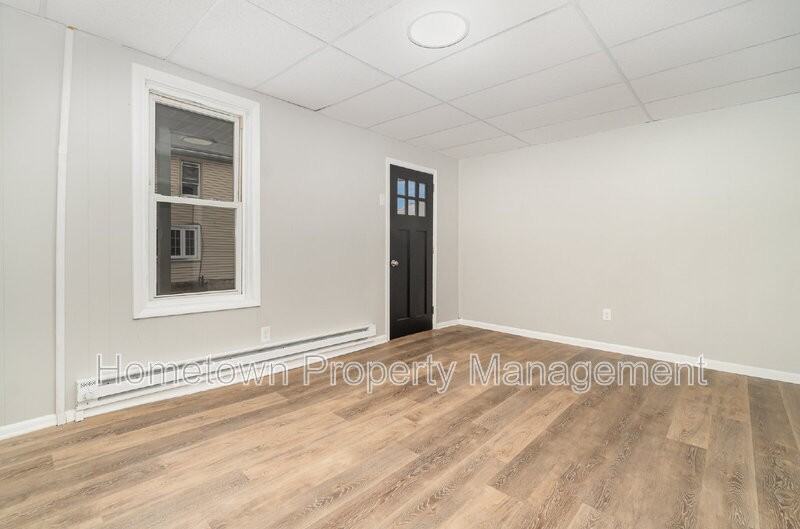 606 North St - Photo 5 of 22