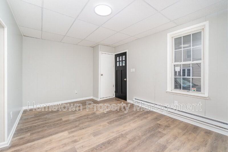 608 North St - Photo 3 of 24