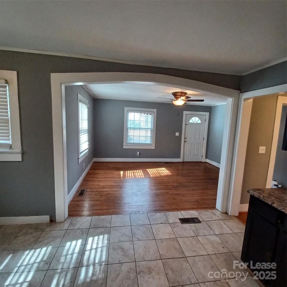 1514 Lisbon Lane - Photo 2 of 6