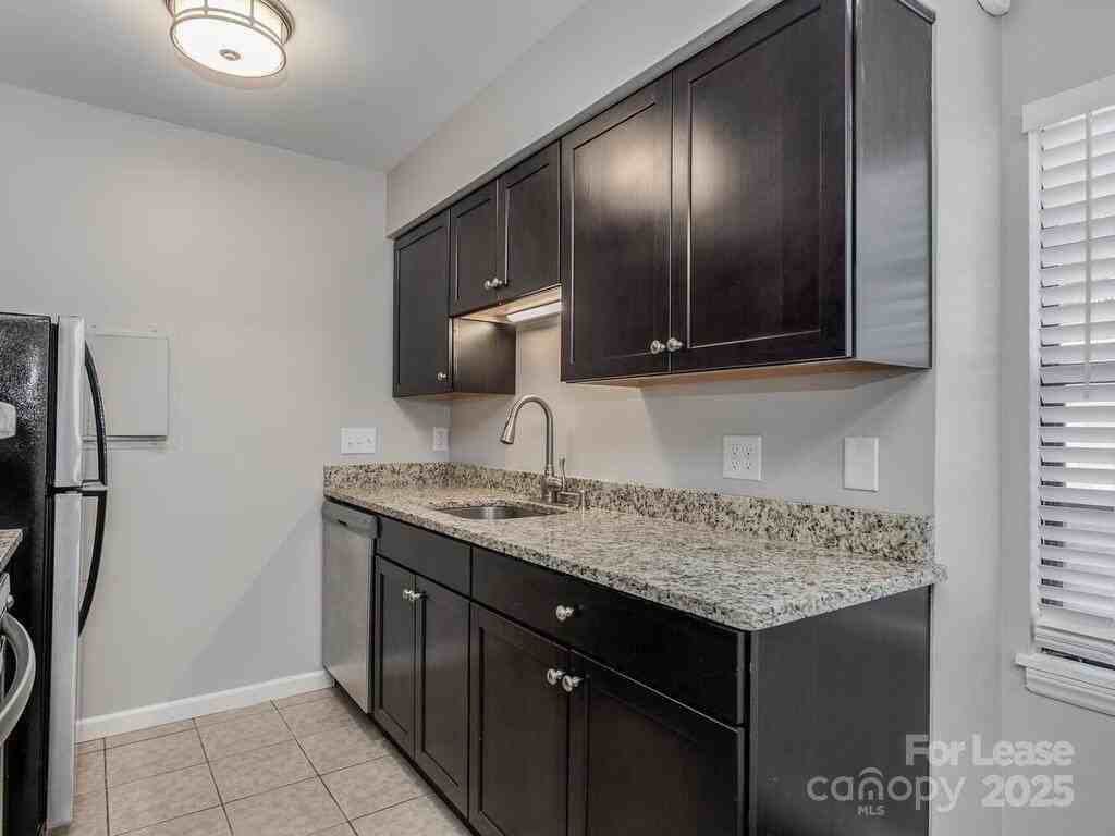 406 West 9th Street #301 - Photo 7 of 22