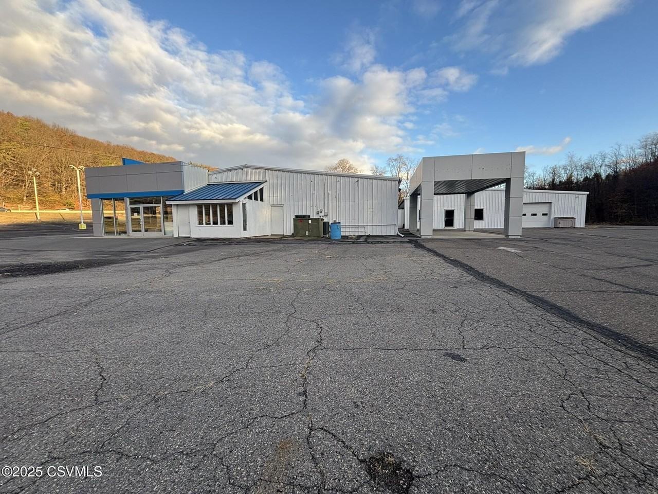 8742 Pennsylvania Highway 61