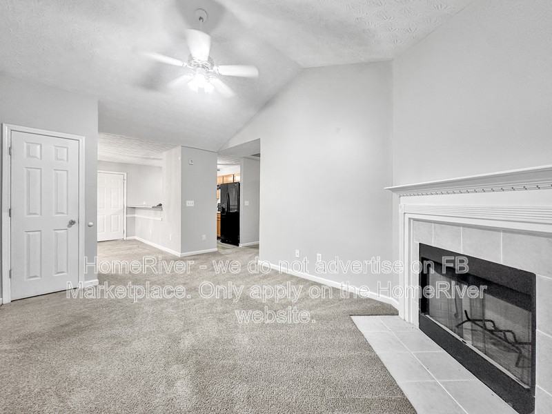 400 Crestfield Cir - Photo 2 of 32