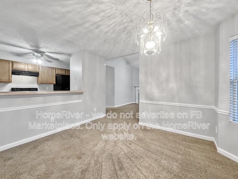 400 Crestfield Cir - Photo 6 of 32