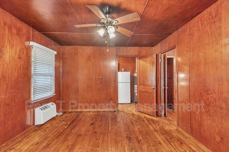 12 Southwood Dr - Photo 5 of 23