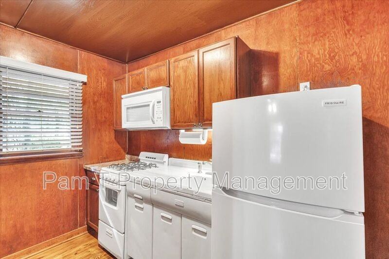 12 Southwood Dr - Photo 7 of 23