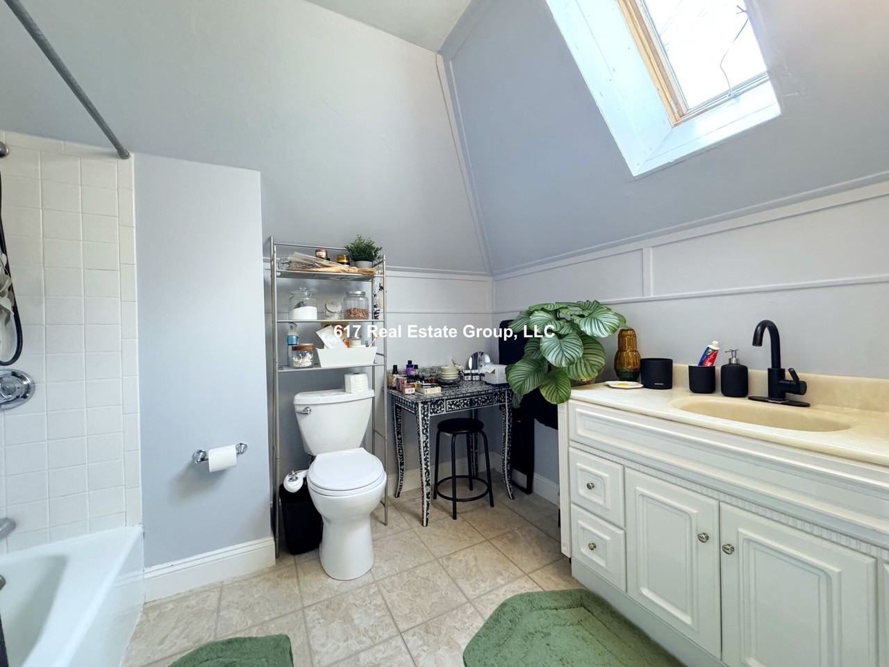 26 Royal St #5 - Photo 7 of 11