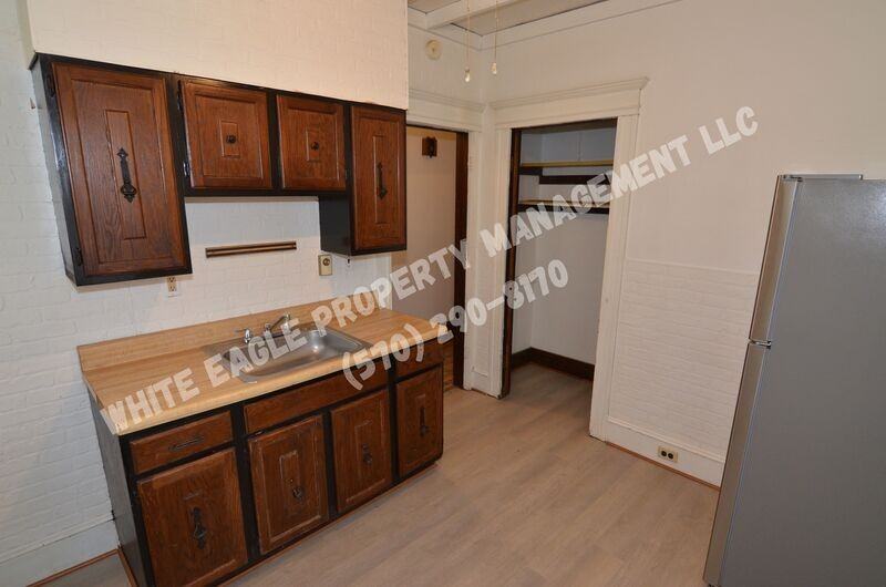 1506 E Gibson St #2 - Photo 5 of 12