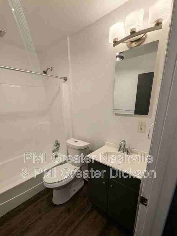 816 Greenland Dr #13 - Photo 7 of 10