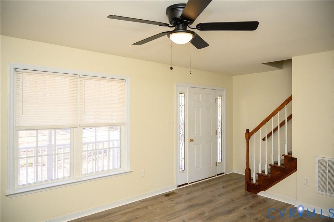 2143 Mountain View Road - Photo 4 of 34