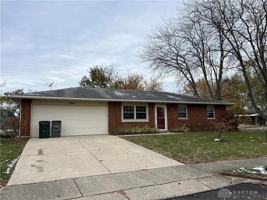 featured image of 2401 Highland Court