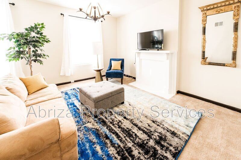 2153 Stansbury St #2F - Photo 2 of 11