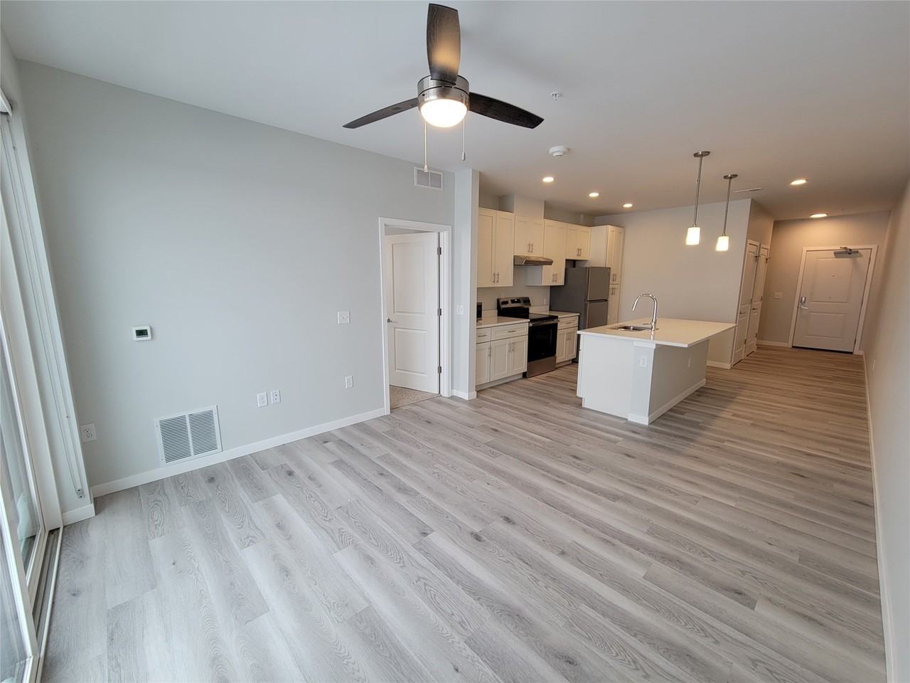 5905 Stagecoach Dr Unit 3103 - Photo 4 of 16