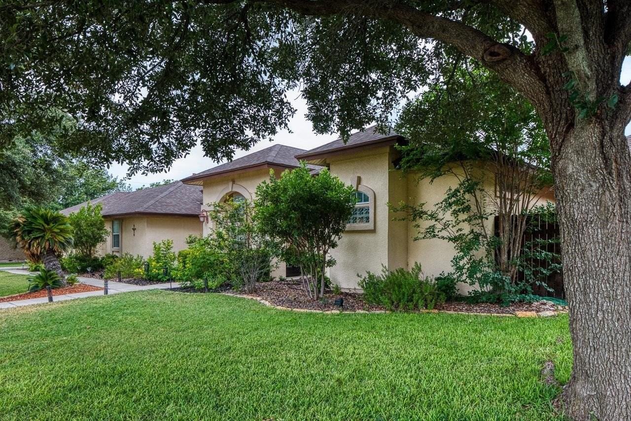 100 Timber Rock Dr - Photo 4 of 39