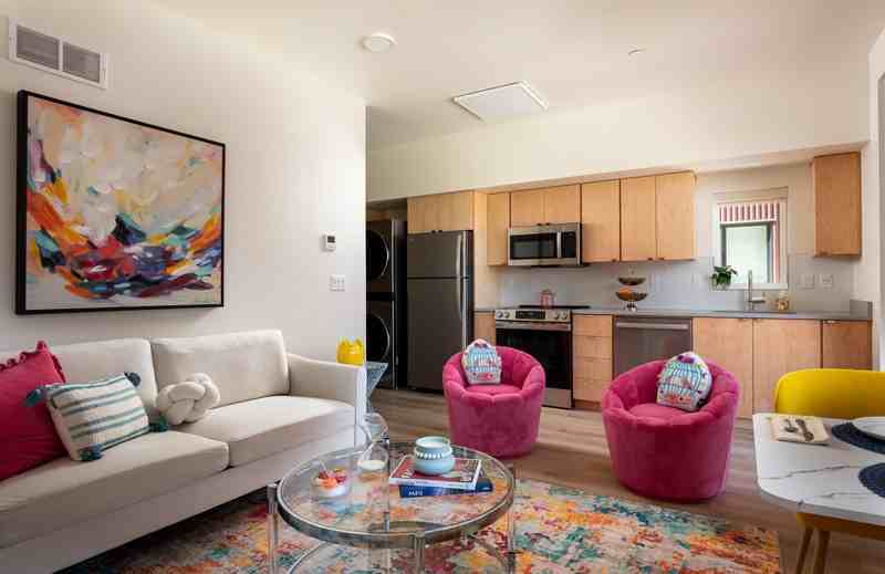 1260 Quincy Street #201