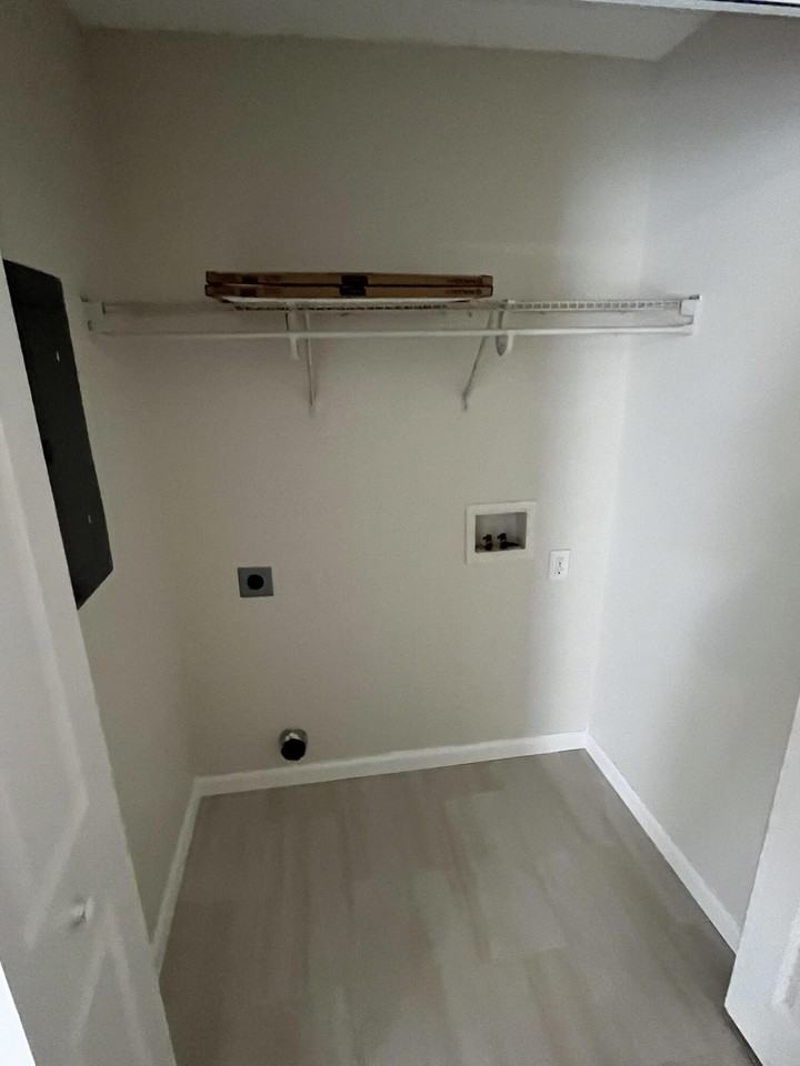 19 Park Circle Southeast #C - Photo 6 of 9