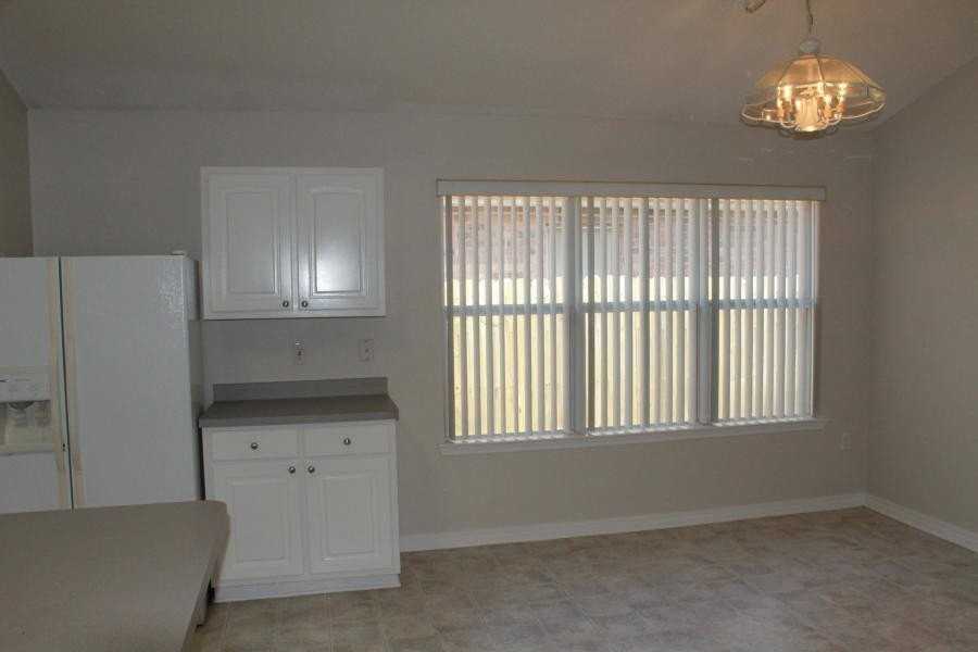 1606 Trent Street - Photo 7 of 30