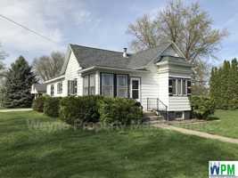 featured image of 503 Ne 3rd St