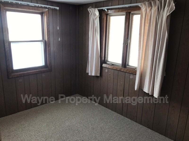 503 Ne 3rd St - Photo 7 of 21