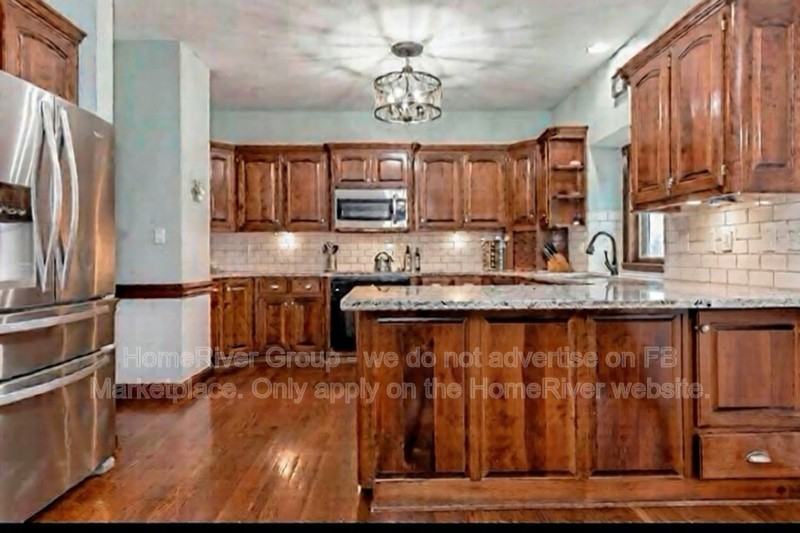 279 Sumpter Court - Photo 2 of 8