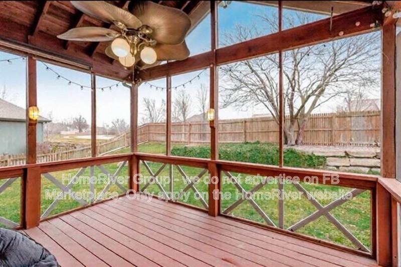 279 Sumpter Court - Photo 3 of 8