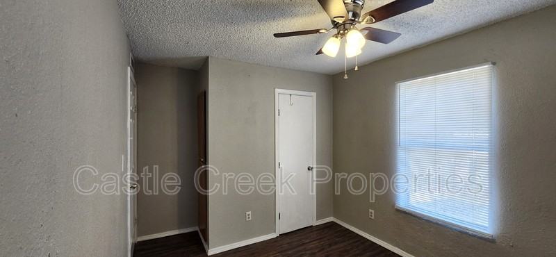 2508 Se 12th St - Photo 5 of 7